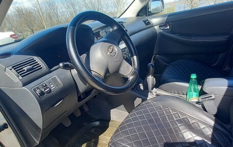 Toyota Corolla, 2005 год, 590 000 рублей, 7 фотография