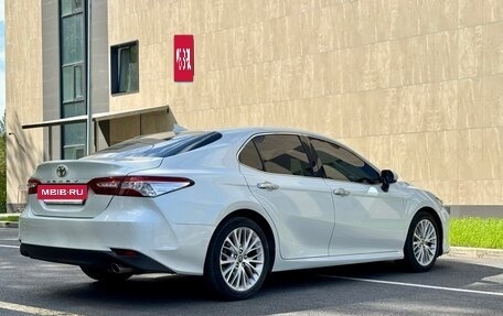 Toyota Camry, 2019 год, 2 950 000 рублей, 3 фотография