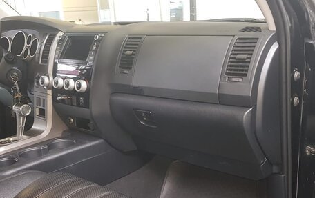 Toyota Tundra II, 2010 год, 2 850 000 рублей, 12 фотография