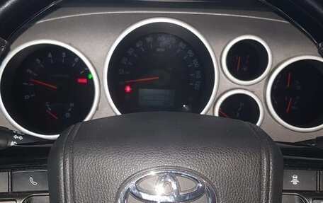 Toyota Tundra II, 2010 год, 2 850 000 рублей, 10 фотография
