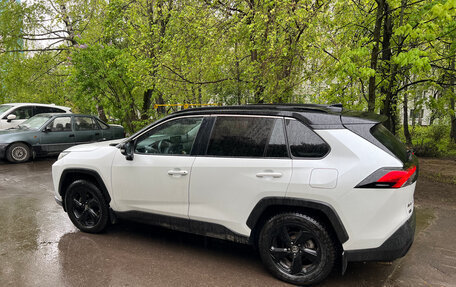 Toyota RAV4, 2021 год, 3 789 000 рублей, 5 фотография