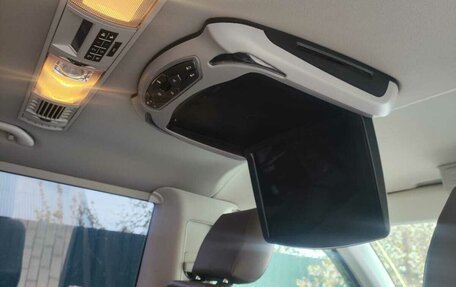 Volkswagen Caravelle T6 рестайлинг, 2017 год, 2 450 000 рублей, 20 фотография