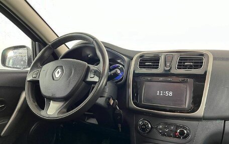 Renault Sandero II рестайлинг, 2017 год, 975 000 рублей, 12 фотография