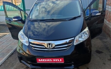 Honda Freed I, 2013 год, 1 150 000 рублей, 1 фотография