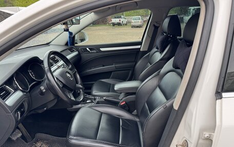 Skoda Superb III рестайлинг, 2014 год, 1 390 000 рублей, 10 фотография