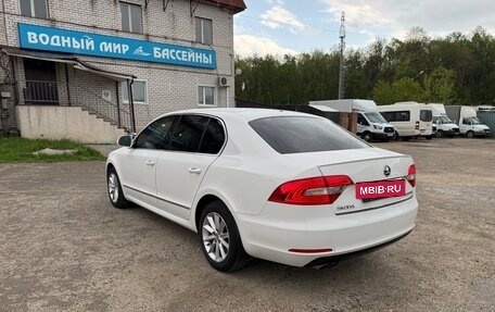 Skoda Superb III рестайлинг, 2014 год, 1 390 000 рублей, 3 фотография