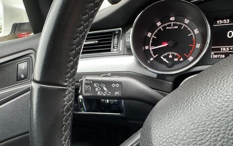 Skoda Superb III рестайлинг, 2014 год, 1 390 000 рублей, 22 фотография