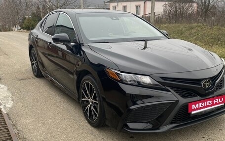 Toyota Camry, 2023 год, 3 350 000 рублей, 7 фотография