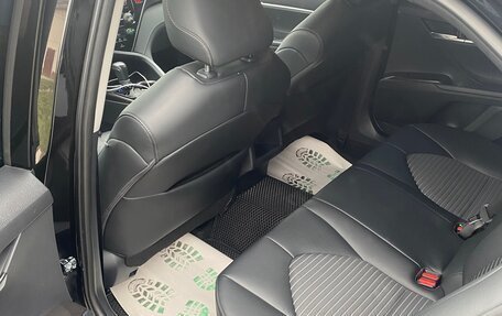 Toyota Camry, 2023 год, 3 350 000 рублей, 12 фотография