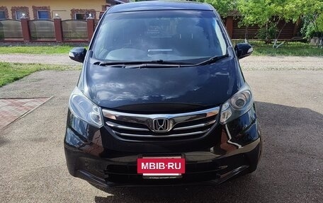 Honda Freed I, 2013 год, 1 150 000 рублей, 10 фотография