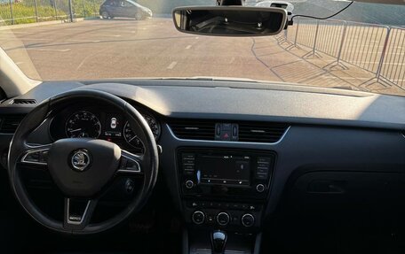 Skoda Octavia, 2017 год, 1 940 000 рублей, 6 фотография