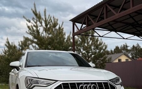Audi Q3, 2020 год, 4 000 000 рублей, 3 фотография