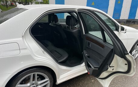 Mercedes-Benz E-Класс, 2013 год, 2 150 000 рублей, 9 фотография