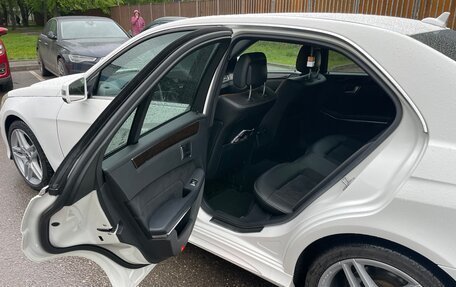 Mercedes-Benz E-Класс, 2013 год, 2 150 000 рублей, 10 фотография