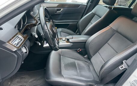 Mercedes-Benz E-Класс, 2013 год, 2 150 000 рублей, 11 фотография
