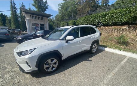 Toyota RAV4, 2020 год, 3 фотография