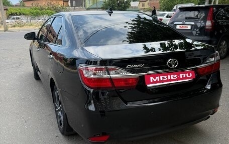 Toyota Camry, 2017 год, 2 500 000 рублей, 4 фотография