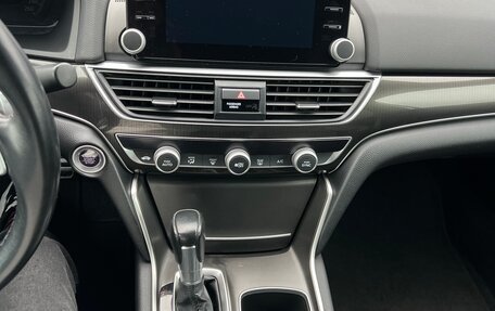 Honda Accord IX рестайлинг, 2021 год, 2 350 000 рублей, 16 фотография