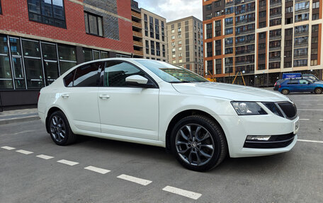 Skoda Octavia, 2017 год, 1 650 000 рублей, 2 фотография