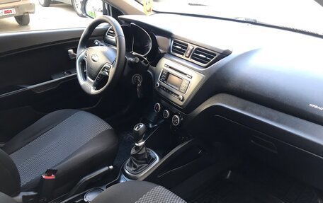 KIA Rio III рестайлинг, 2015 год, 1 150 000 рублей, 15 фотография
