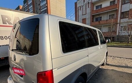 Volkswagen Caravelle T5, 2012 год, 2 099 000 рублей, 7 фотография