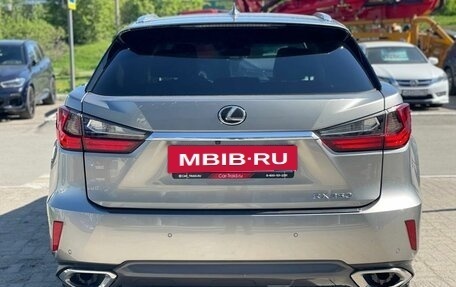 Lexus RX IV рестайлинг, 2018 год, 2 990 000 рублей, 6 фотография