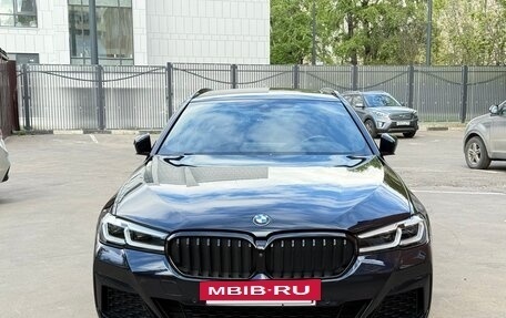 BMW 5 серия, 2021 год, 4 650 000 рублей, 8 фотография