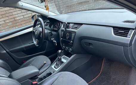 Skoda Octavia, 2016 год, 1 800 000 рублей, 16 фотография