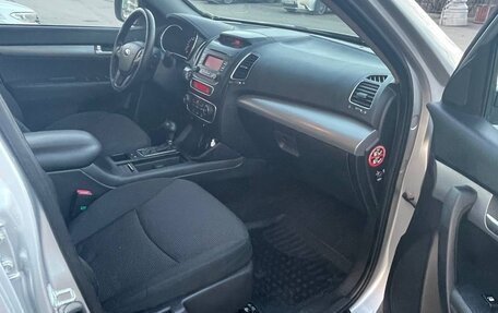KIA Sorento II рестайлинг, 2014 год, 1 750 000 рублей, 17 фотография