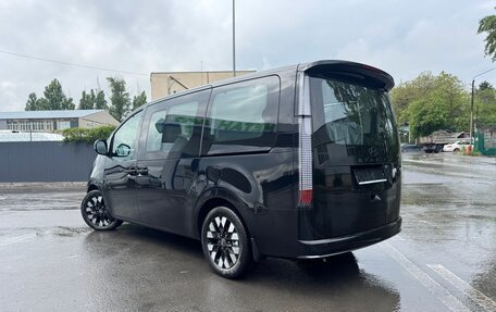 Hyundai Staria, 2025 год, 7 660 000 рублей, 17 фотография