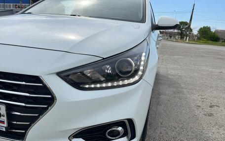 Hyundai Solaris II рестайлинг, 2020 год, 1 860 000 рублей, 5 фотография