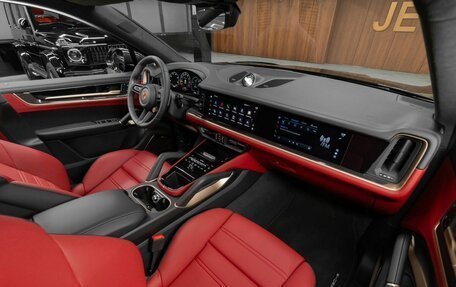 Porsche Cayenne III, 2024 год, 34 900 000 рублей, 24 фотография