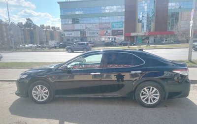 Toyota Camry, 2019 год, 1 800 000 рублей, 1 фотография