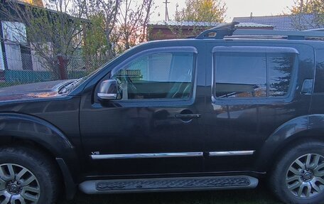 Nissan Pathfinder, 2012 год, 1 600 000 рублей, 2 фотография