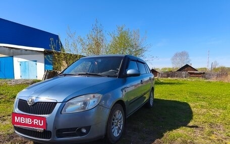 Skoda Fabia II, 2008 год, 750 000 рублей, 2 фотография