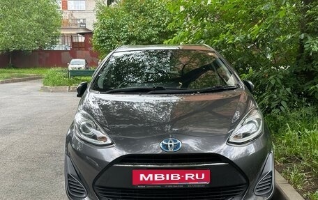 Toyota Aqua I, 2018 год, 1 400 000 рублей, 2 фотография