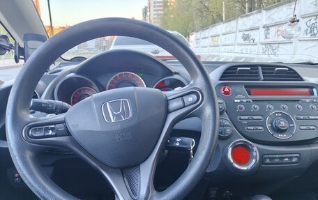 Honda Jazz II рестайлинг, 2011 год, 800 000 рублей, 9 фотография