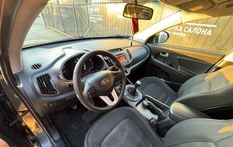 KIA Sportage III, 2011 год, 1 300 000 рублей, 21 фотография