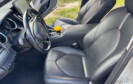 Toyota Camry, 2021 год, 2 700 000 рублей, 9 фотография