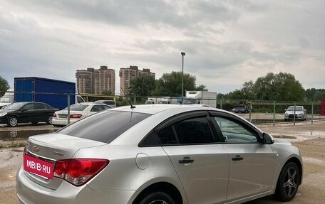 Chevrolet Cruze II, 2013 год, 850 000 рублей, 3 фотография