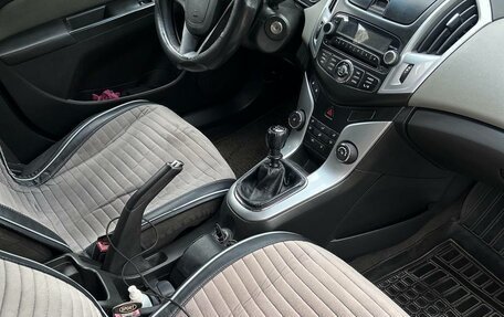 Chevrolet Cruze II, 2013 год, 850 000 рублей, 9 фотография