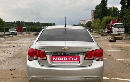 Chevrolet Cruze II, 2013 год, 850 000 рублей, 2 фотография