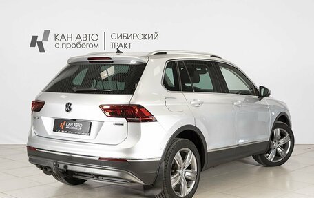 Volkswagen Tiguan II, 2018 год, 2 760 000 рублей, 2 фотография