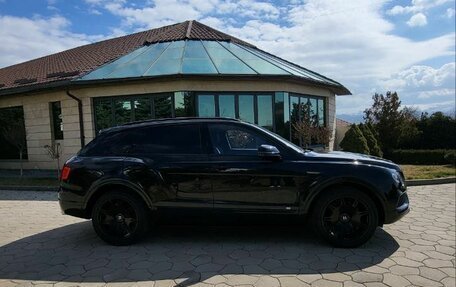 Bentley Bentayga I, 2016 год, 9 200 000 рублей, 4 фотография