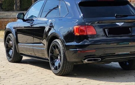 Bentley Bentayga I, 2016 год, 9 200 000 рублей, 5 фотография