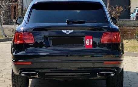 Bentley Bentayga I, 2016 год, 9 200 000 рублей, 2 фотография