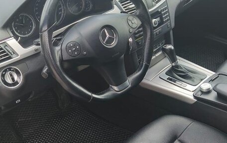 Mercedes-Benz E-Класс, 2010 год, 1 800 000 рублей, 10 фотография