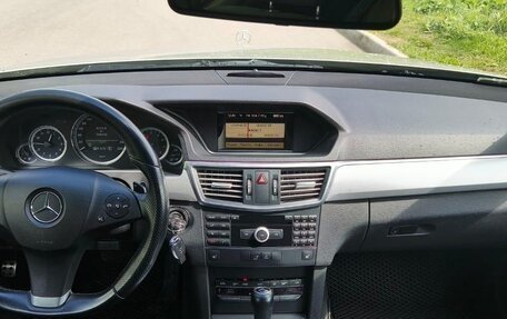 Mercedes-Benz E-Класс, 2010 год, 1 800 000 рублей, 17 фотография