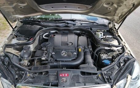 Mercedes-Benz E-Класс, 2010 год, 1 800 000 рублей, 20 фотография