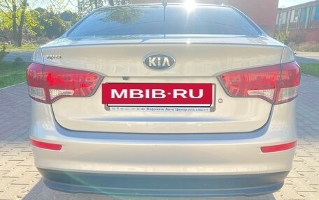 KIA Rio III рестайлинг, 2015 год, 1 100 000 рублей, 17 фотография